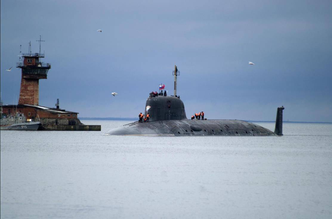 俄罗斯的水下核獠牙:揭秘亚森级攻击核潜艇,三招完爆美国海狼_苏联