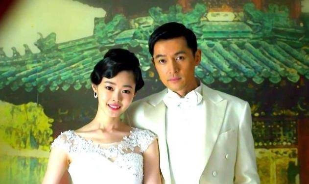 这部剧的女一是王乐君扮演的程锦云,从这位程锦云出现开始,她就非常的