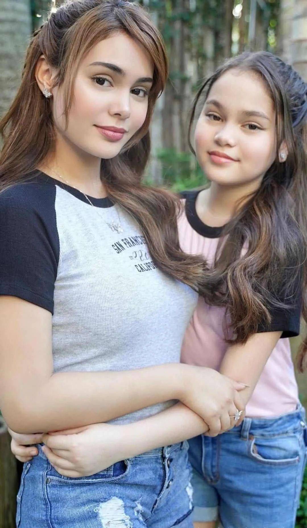 童星蒙娜·阿拉维(mona alawi)以 1100 万粉丝攀升到第三名.