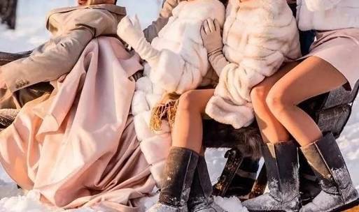 零下30多度的天气，俄罗斯美女为何“光腿”出行？不愧是战斗民族