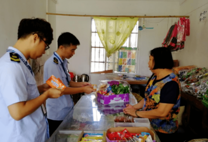 校园|教育部发布通知,中小学校园将取消这项“服务”,家长喜忧参半