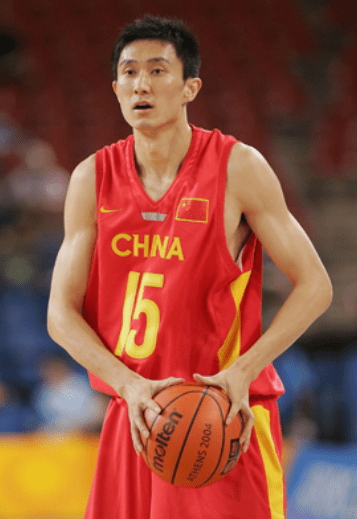 暴躁指导杜峰从小球员到主教练成功并非偶然