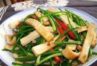 炒什么菜放白胡椒 b243aa8b88894051a94dbf2990237175.jpeg