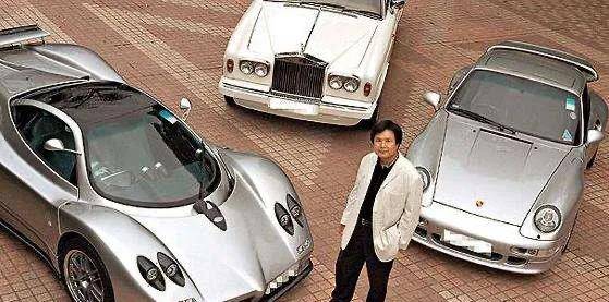 飞鹰计划成龙开的车 d33cc720c5d24821860ad5f8806ddeca.jpeg