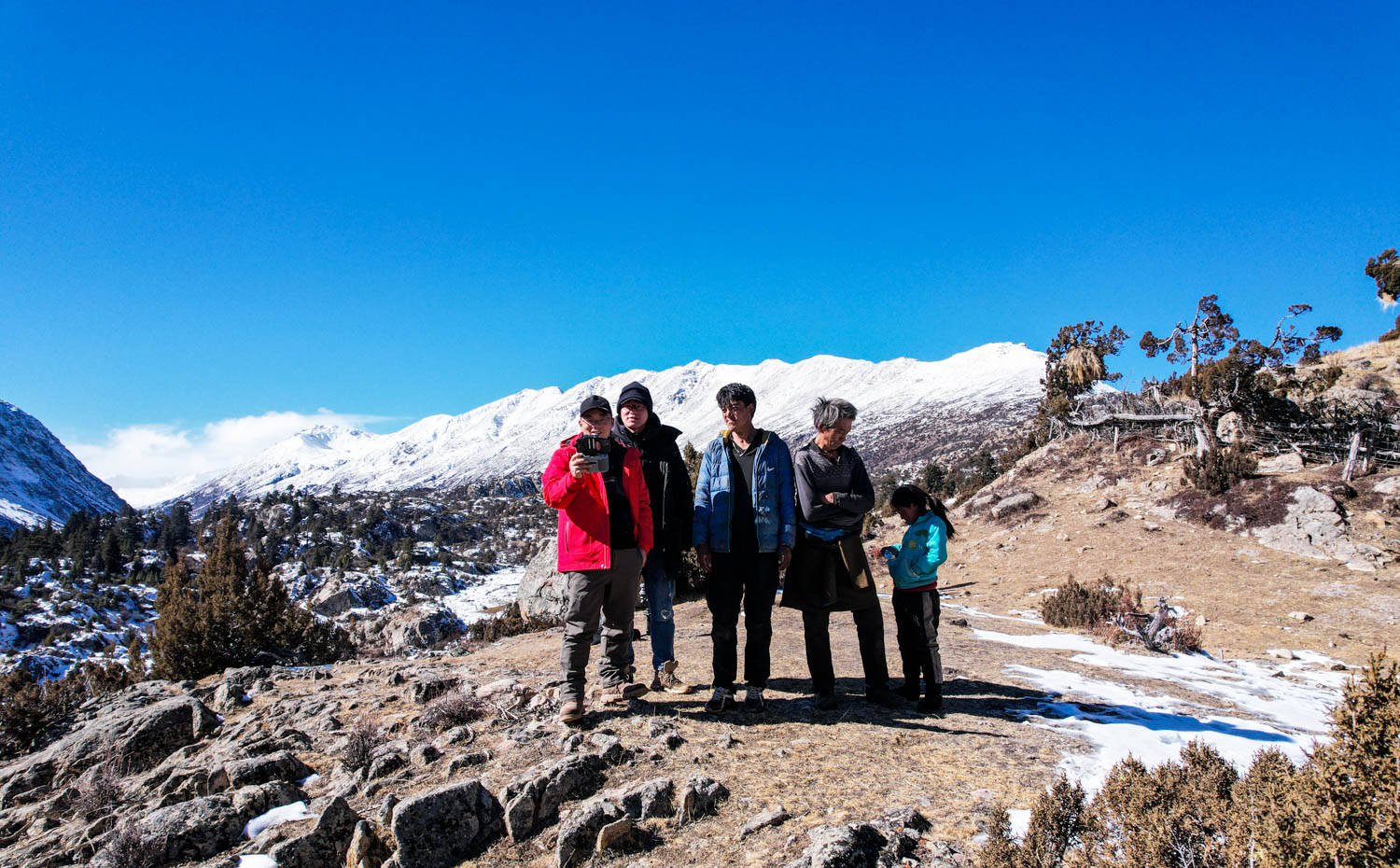 雪山|西藏昌都自驾游第14天：翻越雪山与结冰路，遇见世外桃源般的巴堆