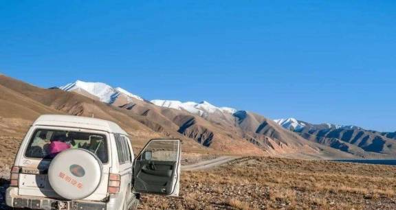在西藏无人区时，为何晚上不能住在车里？其实很危险的