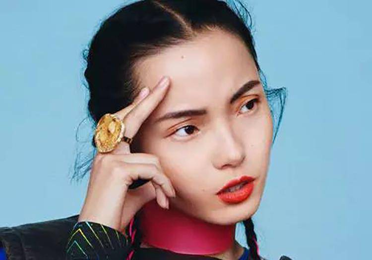 身材小S女儿被赞“高级脸”！为何长得“丑”的脸被称为“高级脸”？