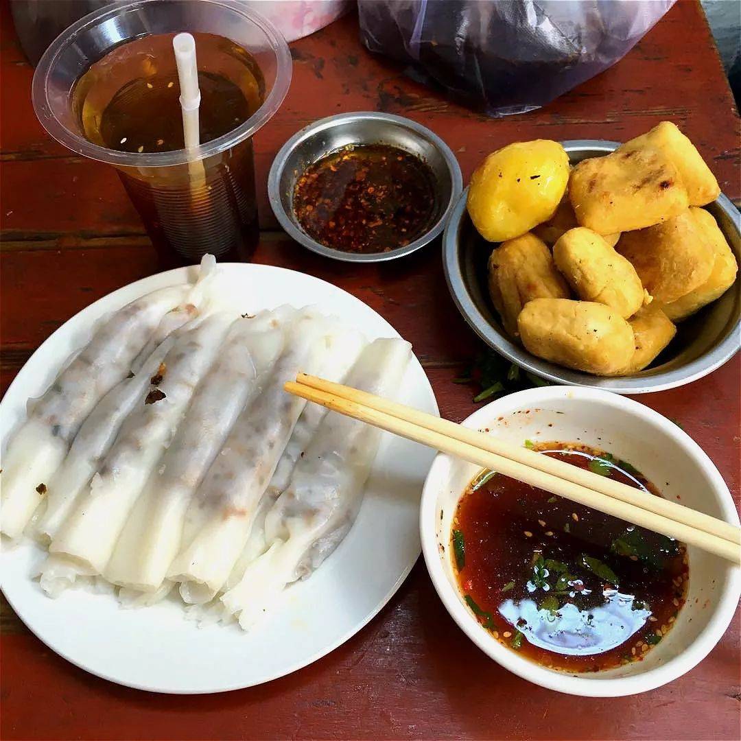 云食云南有哪些好吃的手工卷粉