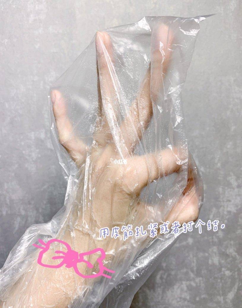 爱美男明星比女明星还爱美？黄子韬爱上做美甲，蔡徐坤登封面大秀美甲