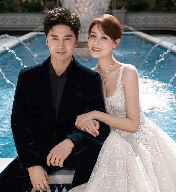 田亮庆祝结婚14年晒多张与爱妻亲吻照如今感情仍旧甜如初恋