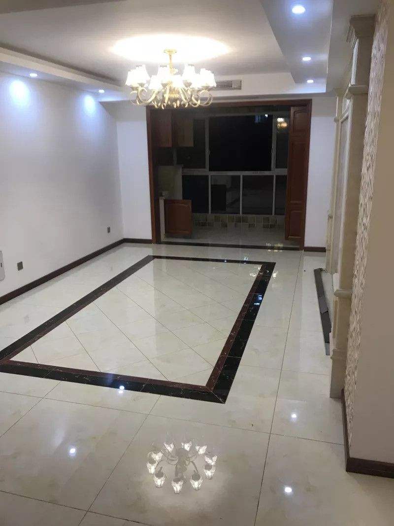 瓷砖上怎么做防滑地面 a84879fa214446d280aab5e2b51c6aba.jpeg