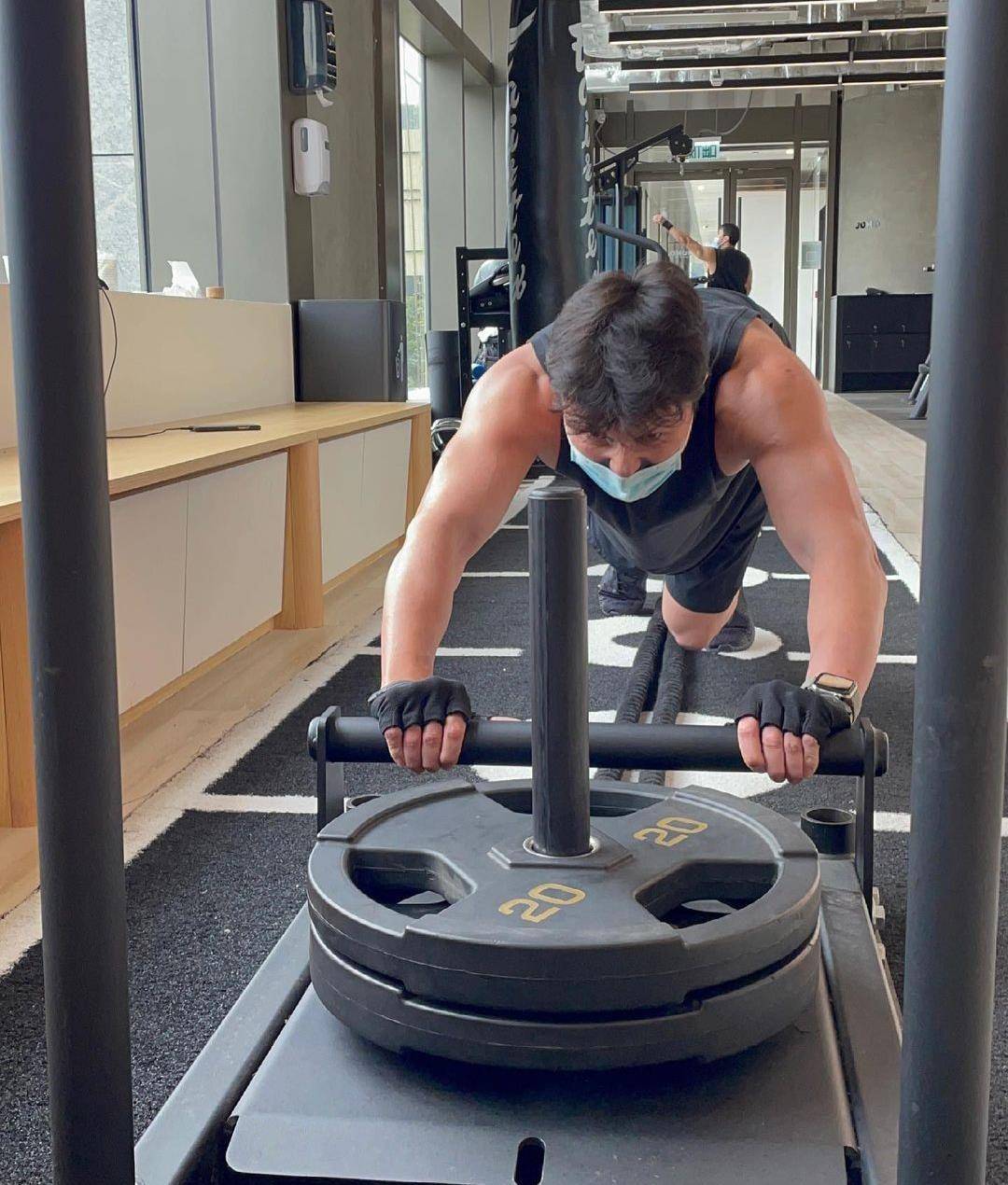 港媒:参加大型真人秀,与内地同行较量_高海宁_张振朗_王浩信