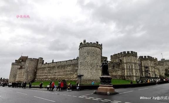 世界上著名的皇家建筑群 ded0123e5210453f9cb42b12613c8753.jpeg