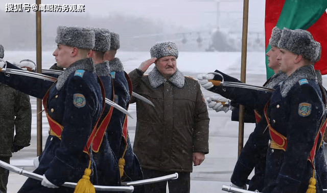 冒雪迎接歸國部隊,盧卡申科:與普京一道決定出兵哈薩克斯坦_集安組織