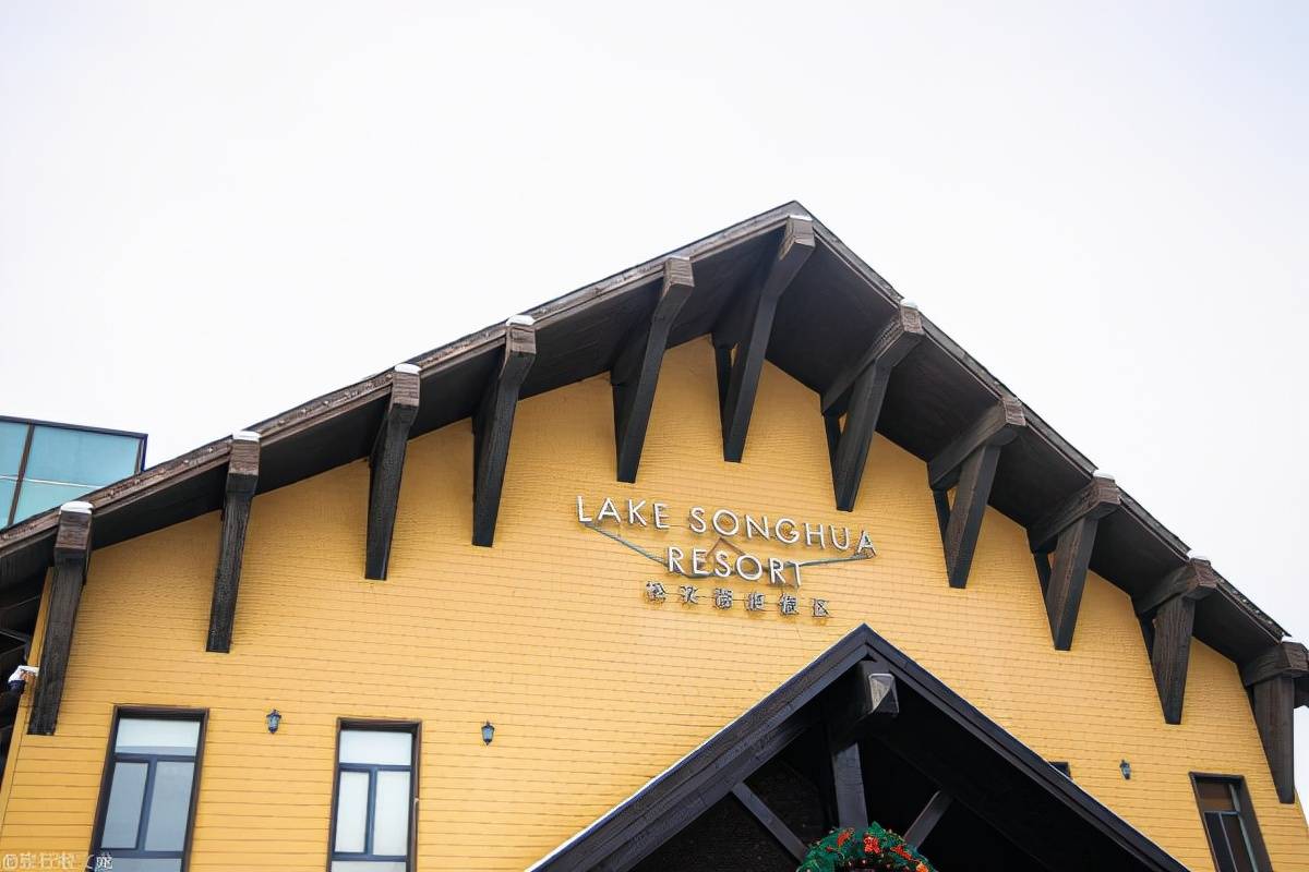 万科|吉林松花湖滑雪场，东北首屈一指，举办过冬运会的滑雪者的天堂