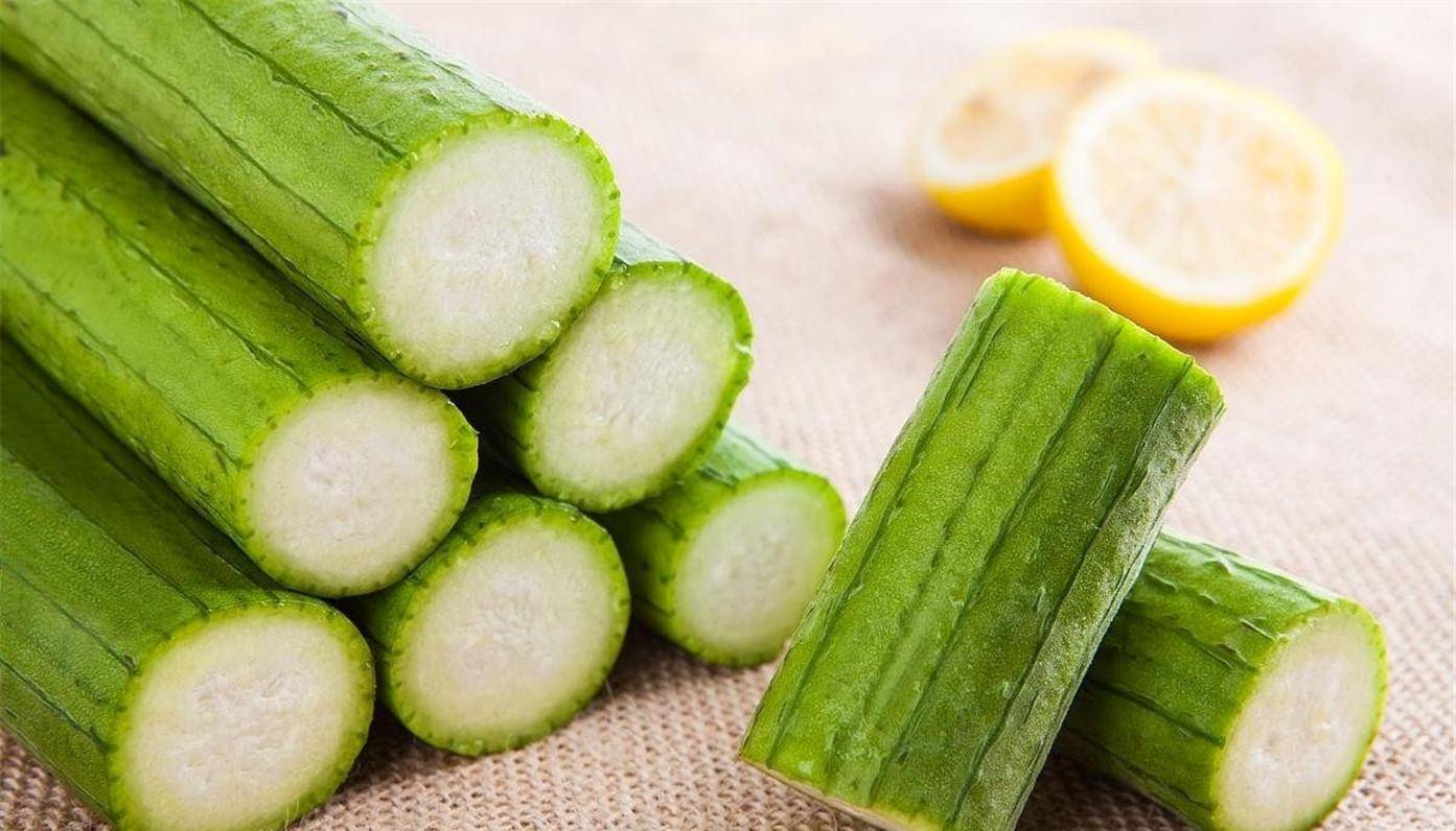 丝瓜的功效与作用吃法 2f6d074da7ac40a999df3ce9d11502bb.jpeg