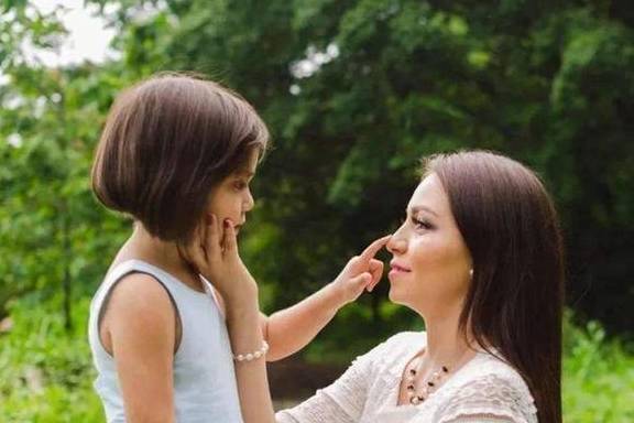 独立|一位10岁男孩的早晨火了,刺痛无数父母内心:别再做“毒”父母