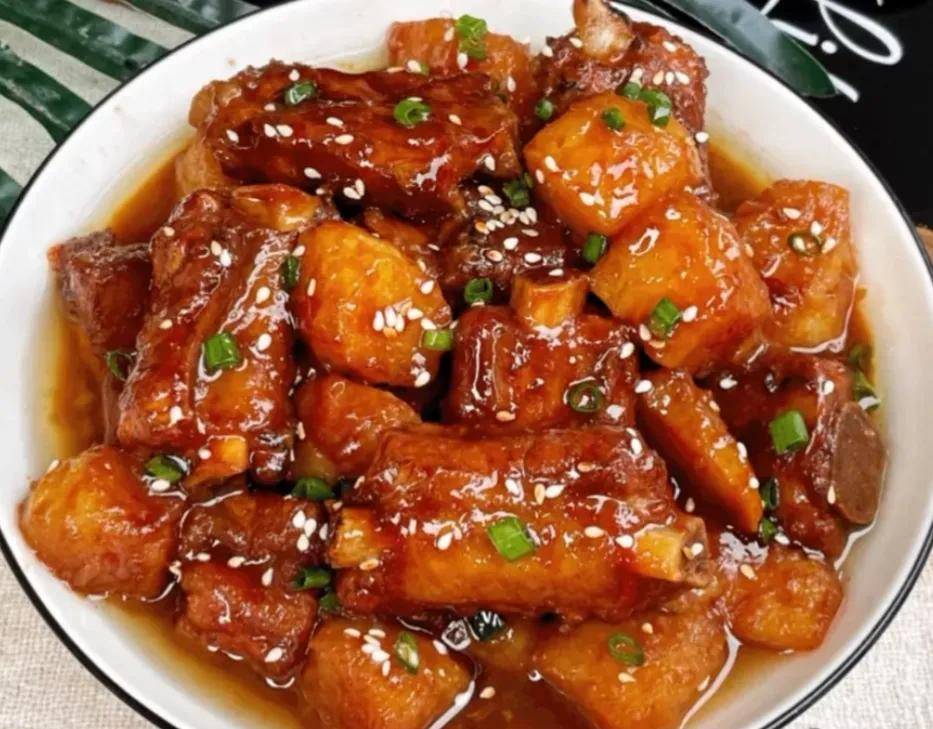 红烧鸡腿炖土豆 054f66674c4d4e40b2b8768a70d80342.jpeg