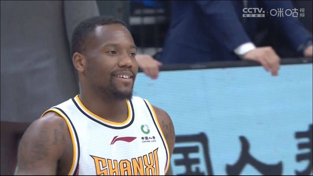 原创原帅费尔德爆发胡金秋率队紧咬比分山西男篮5148浙江广厦