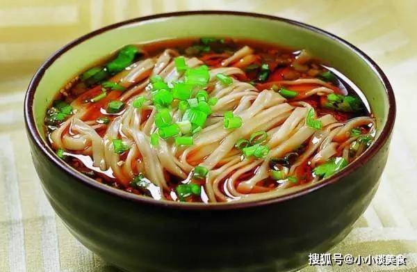 最简单的家常面条 6c88bd4edf7448b6a67a823e67a7b542.jpeg