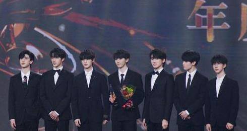 时代少年团歌曲要你管视频 377ac5fb1a3542d9908d8acb52c10b9d.jpeg