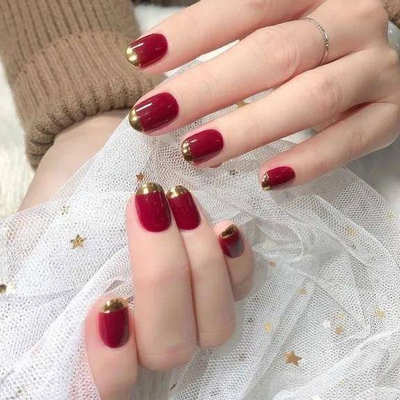 什么新年美甲｜临近春节，红色系美甲走一波？