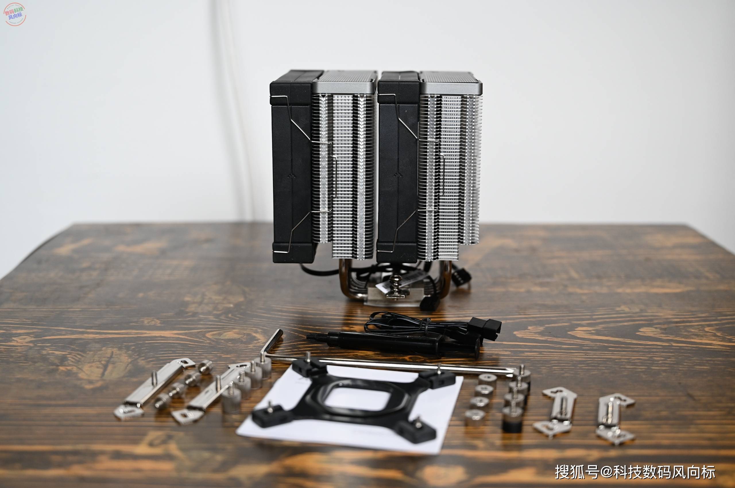 风神|风冷和水冷各有优势!九州风神AK620上手体验