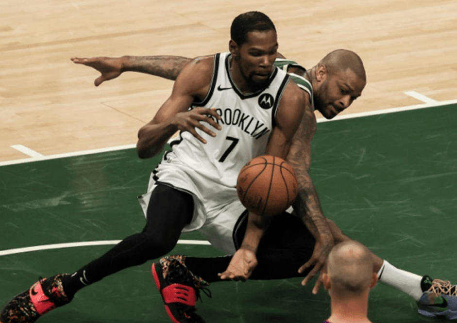 杜兰特劝塔克别动手,罚下就不能防自己了_比赛_防守_1