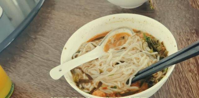 在家怎么给孩子做米线 72a1a3b2418841bd811a4c8a1a1dc377.jpeg