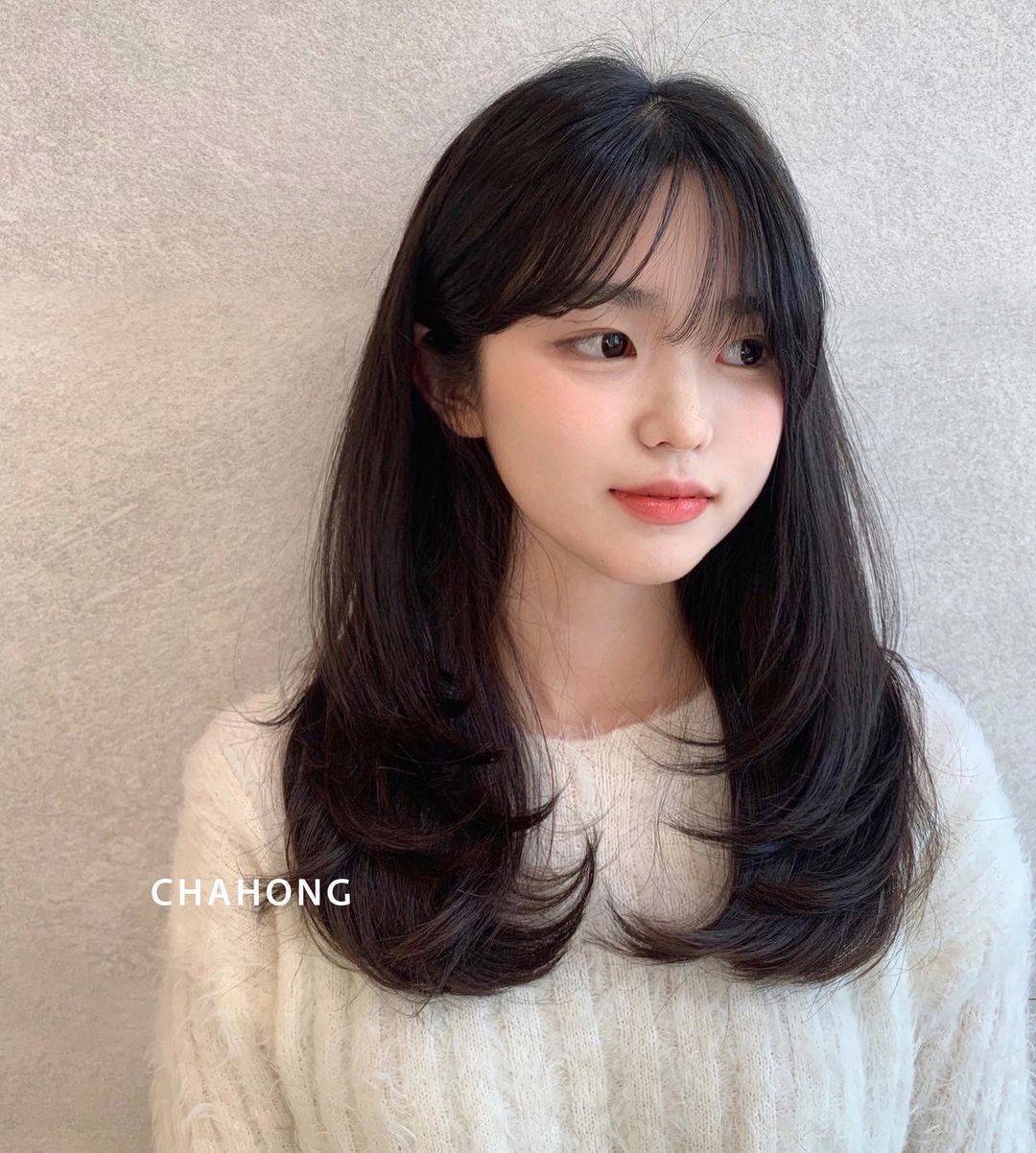 发型烫烫染染剪剪真时髦,过春节发型推荐,做完大变样