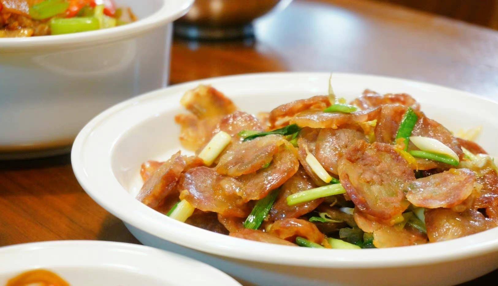 少买|买年货时,少买花生和瓜子,记得多囤6种零食,好吃又营养