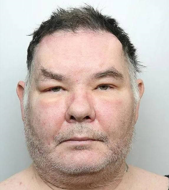 监狱方面启动了调查程序,发现怀特在生理与心理上都是男人,并不是跨