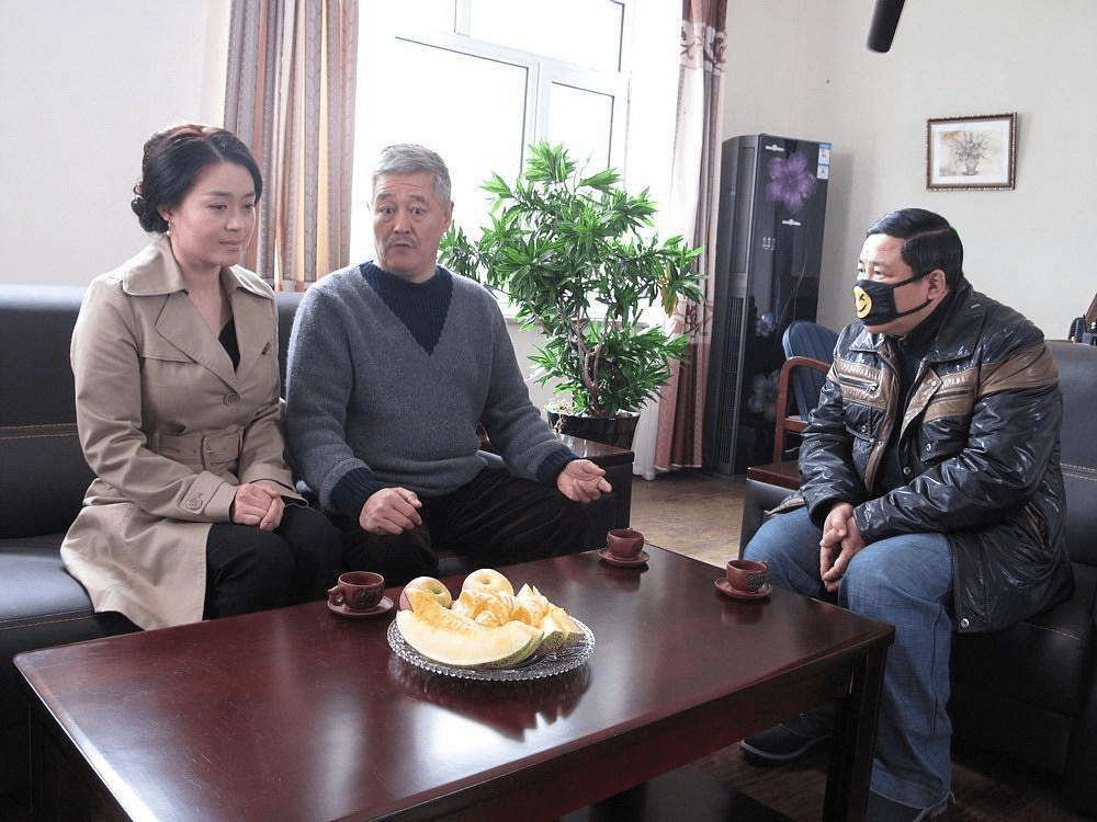 原创赵玉芳我爸是赵本山我妹是球球我在没有父爱的环境下成长