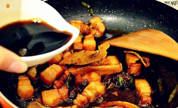 炒什么菜需要放蚝油呢 527b76c55cce42fb921bcb1fc614028d.jpeg