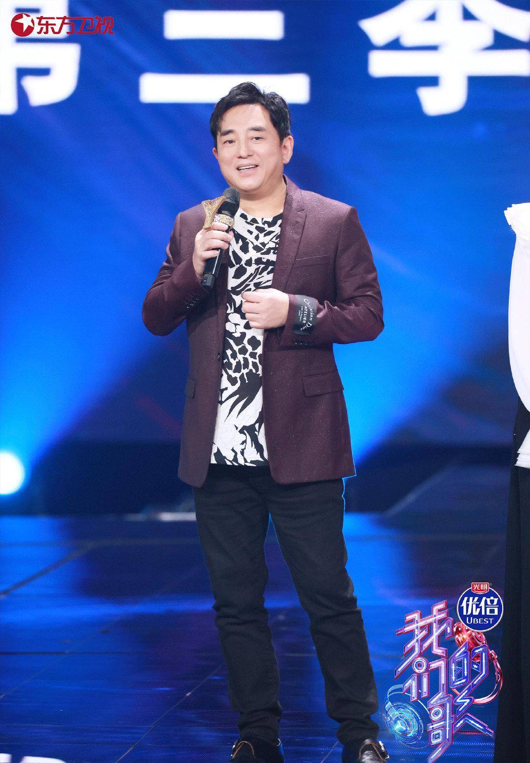 唱着《弯弯的月亮》,吕方回来了!他还要开巡演、发新歌_湾区_首歌_晚会