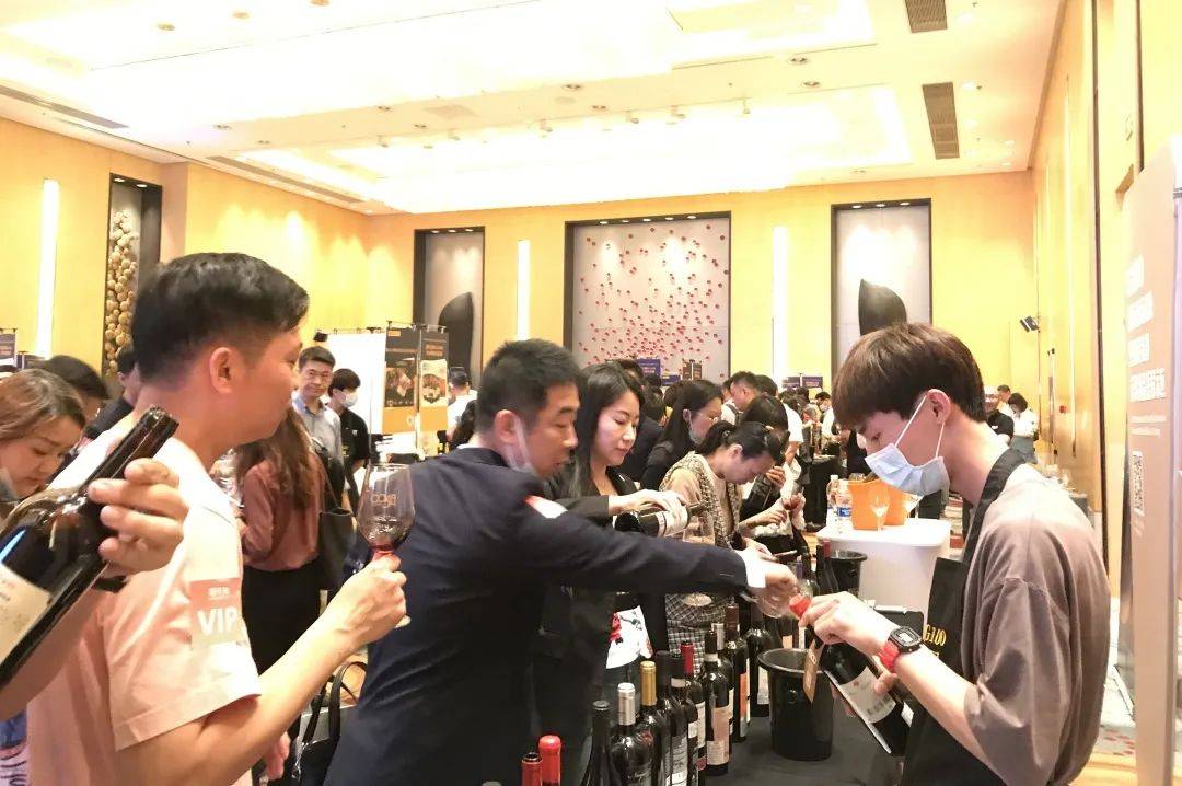 国际|第十六届G100国际葡萄酒及烈酒评选赛报名即刻启动！