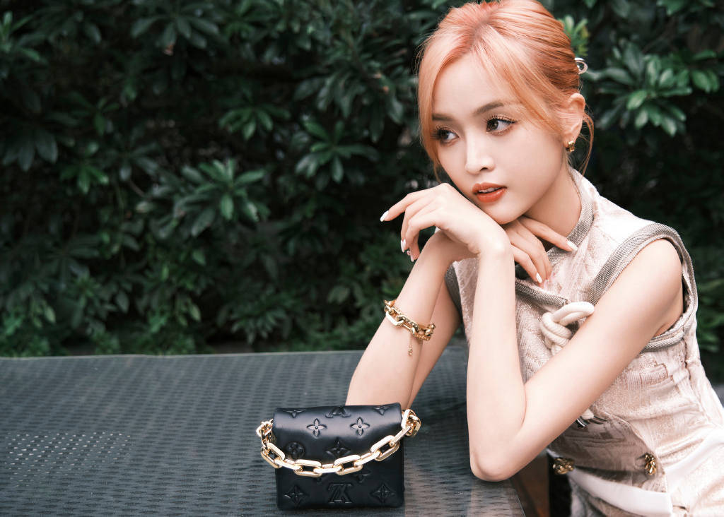 吴宣仪27岁状态_生辰_吴宣_状态