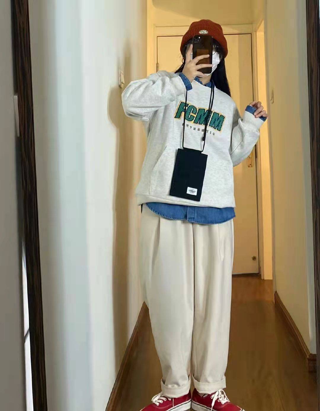 卫衣 实用卫衣穿搭干货分享！百变造型等你解锁，日常舒适还很新潮