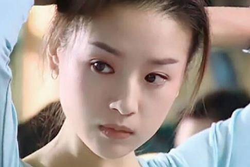 周扬青图片但徐娇告诉记者：“妈妈和经纪公司从来都不管