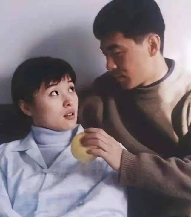 6位實力派演員今昔顏值，《開端》「鍋姨」令人驚艷，陶紅認不出 娛樂 第15張