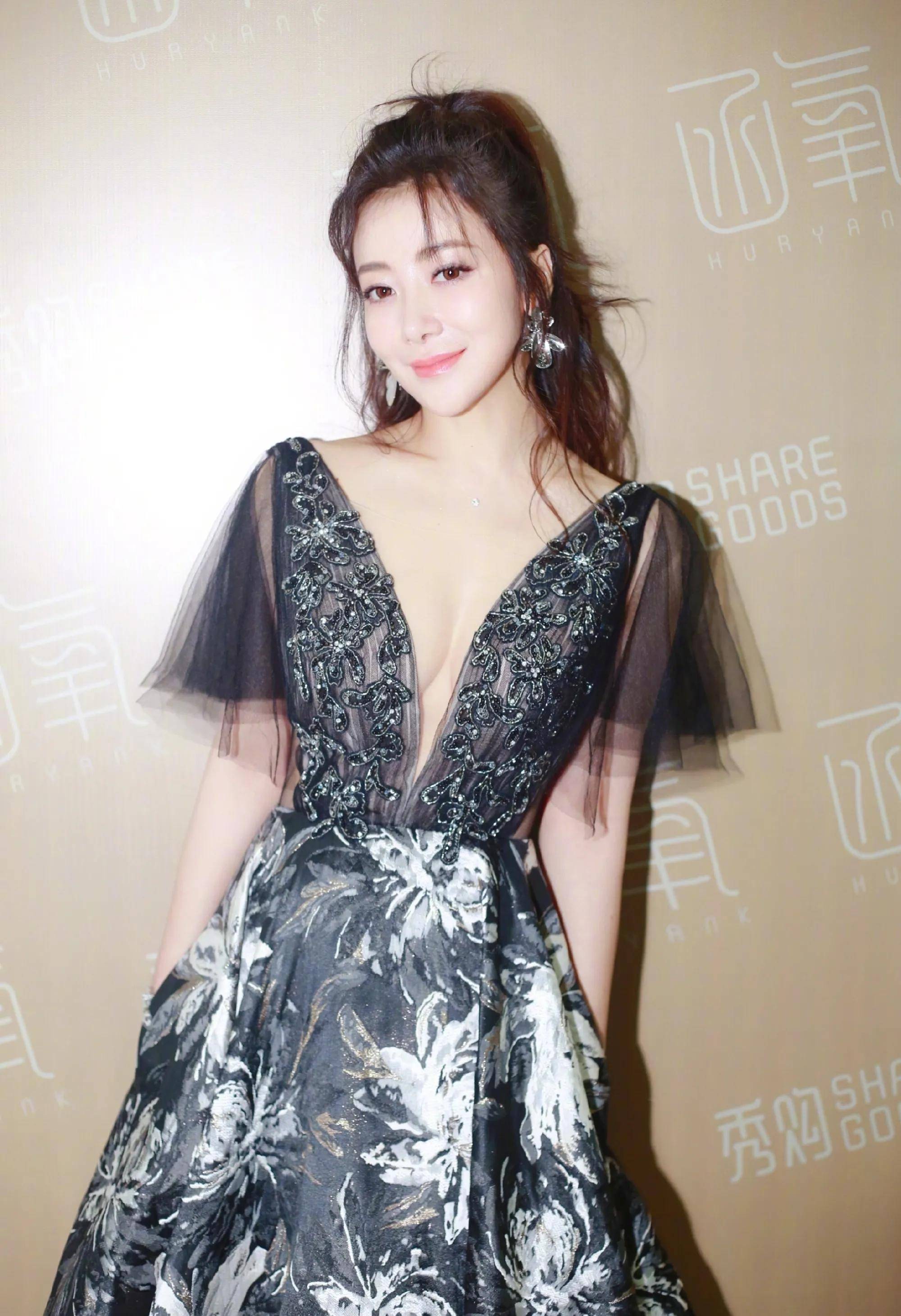 身材陈紫函高清美图，身材真棒