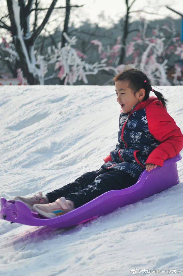 穿越|冬游济南｜赏年俗、看非遗、趣玩雪，一秒穿越到东北，欢乐过大年！