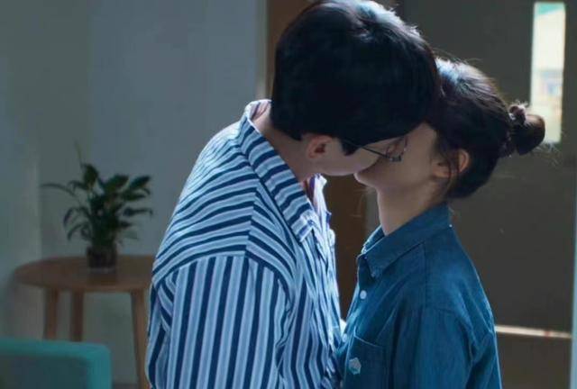 赵今麦现实初吻给了谁