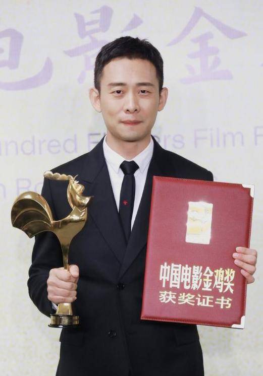 张译拿到了金鸡奖最佳男主角，可谓是影帝，实至名归！