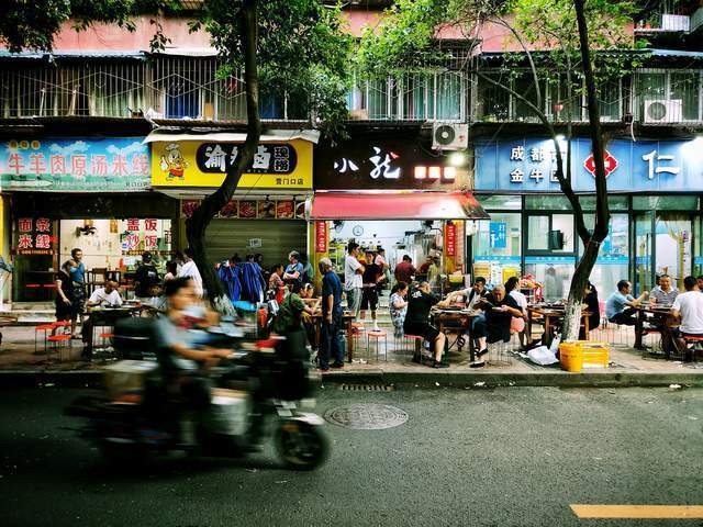 vivo X70 Pro+的真话评测：把拍照做到极致，妹子就会爱