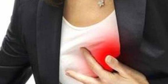 进行25岁女白领查出乳腺癌，连声大哭，没想到这种漂亮“玩意”惹的祸