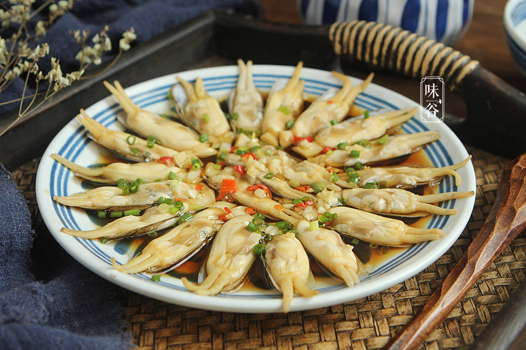 做法|2022年夜饭菜单，精选9道家常菜，荤素搭配寓意好，全家都爱吃