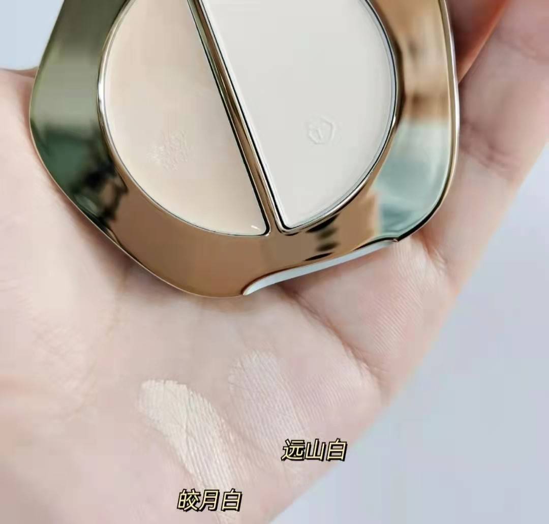 进行如何解决面部凹陷的问题？教你一招，塑造平滑精致的底妆！
