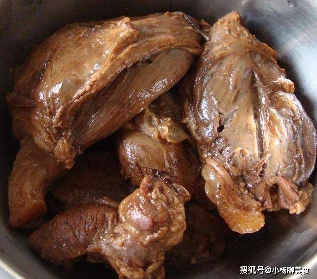 在家怎么做烤羊腿很好吃 cb9314b032304b1f8e7f9352d3f41305.jpeg