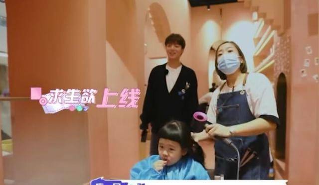 发型“没一个人能笑着从理发店走出来”，这理发师连3岁萌娃都不放过